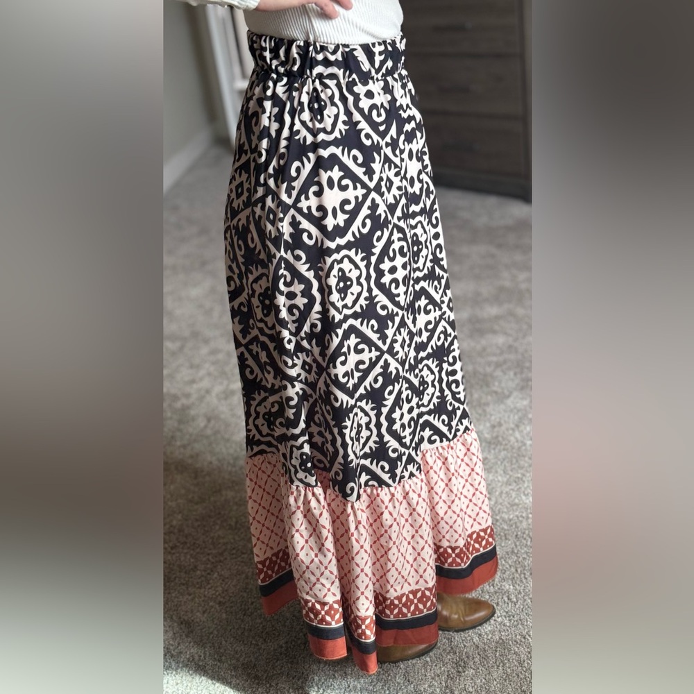 Boho Italian Black and White Patterned Skirt with Pink Accents